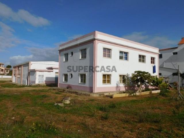 Armazém venda em Armação De Pêra, Faro