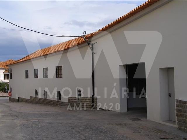 Armazém venda em Anadia, Aveiro