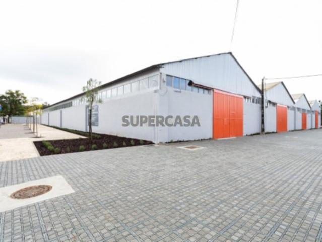Armazém venda em Setúbal