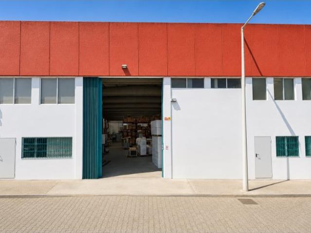 Armazém alugar em Maia, Barca