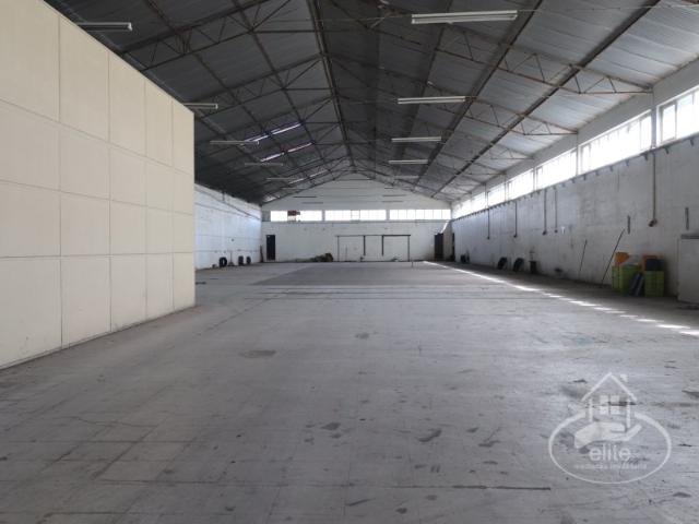 Armazém venda em Azeitão (São Lourenço e São Simão), Setúbal