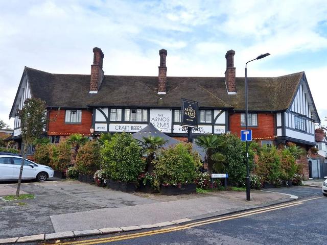 House for rent in London Borough of Enfield, Greater London