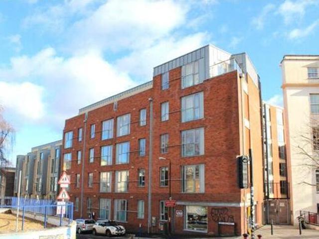House for sale in Feckenham, City Of Bristol