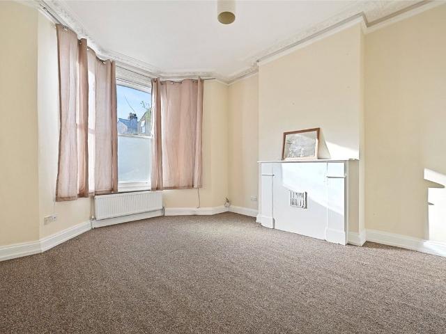 Studio for rent in London Borough of Hammersmith and Fulham, Greater London