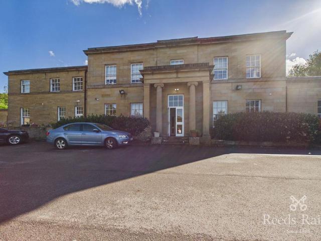 Apartment for rent in Armitage Bridge, Kirklees