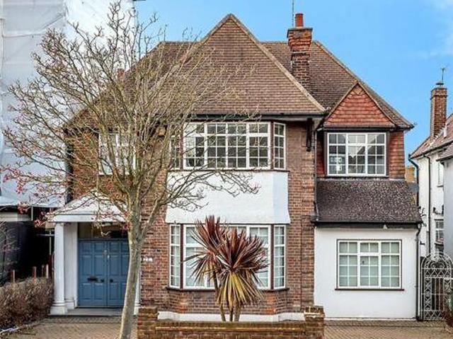 House for sale in Hertfordshire