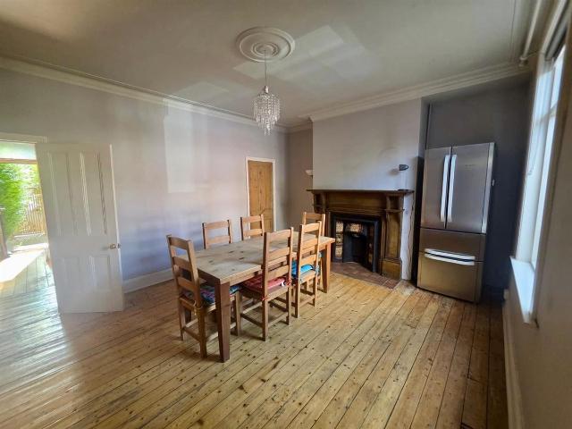 House for rent in Armley, West Yorkshire