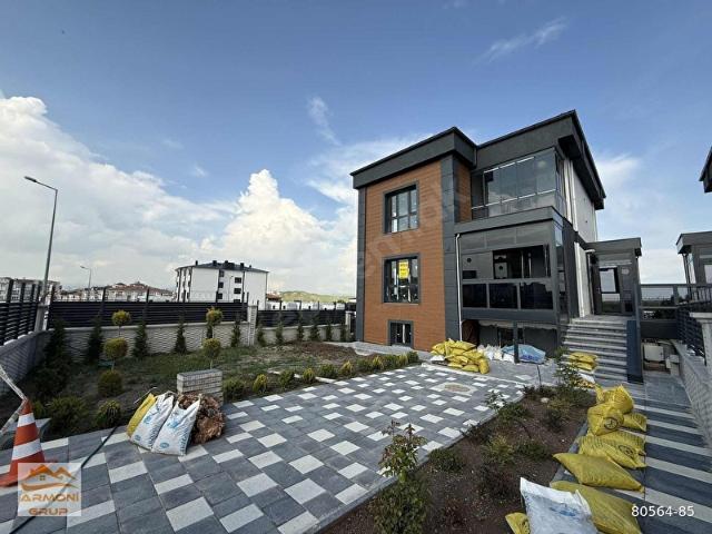 Etimesgut, Ankara içerisinde satılık Villa