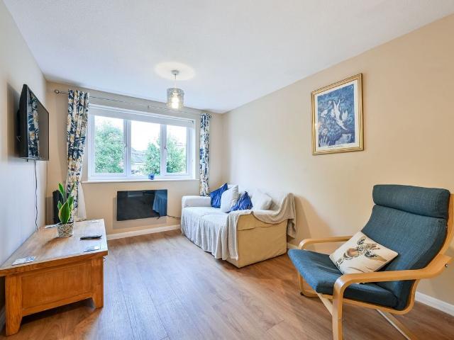 Apartment for rent in London Borough of Lewisham, Deptford