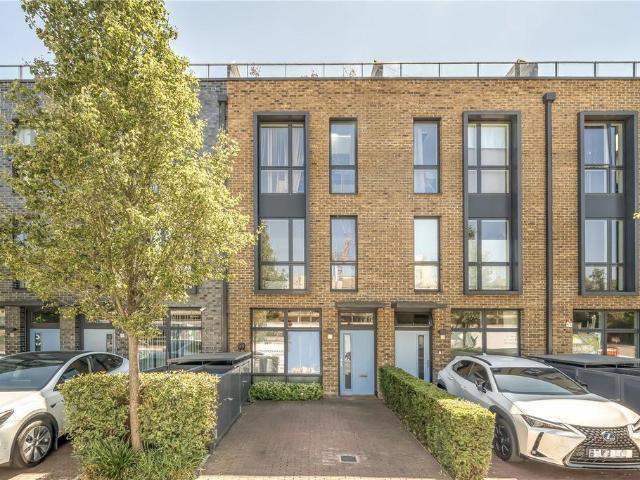 House for rent in Kidbrooke, Greater London