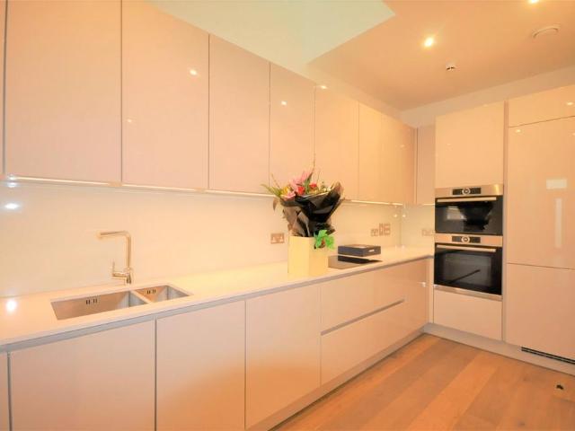 House for rent in Kidbrooke, Greater London