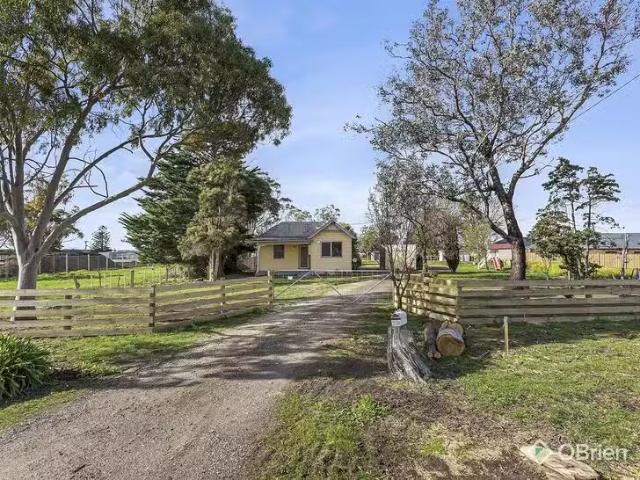House for rent in Armstrong, Victoria