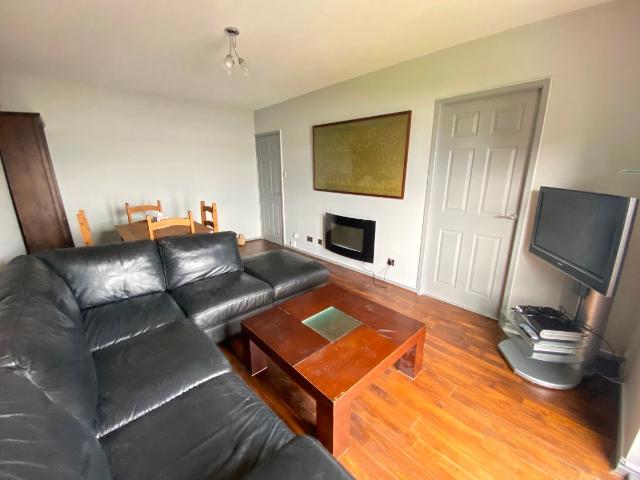 Apartment for rent in Calderstones