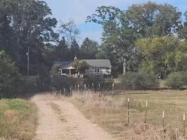House for sale in Scottsboro