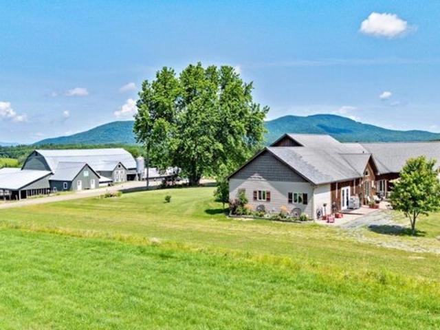 House for sale in Newport, Vermont
