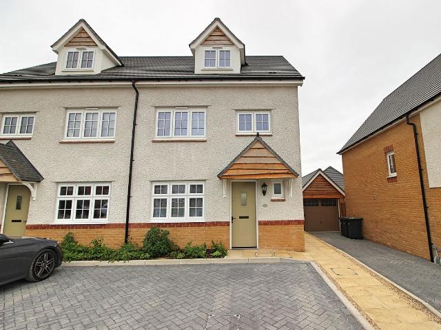 House for rent in Spring Park, Luton