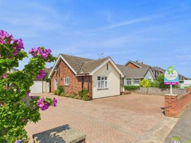 House for sale in Edenthorpe, South Yorkshire