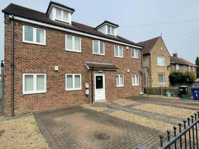 House for sale in Edenthorpe, South Yorkshire