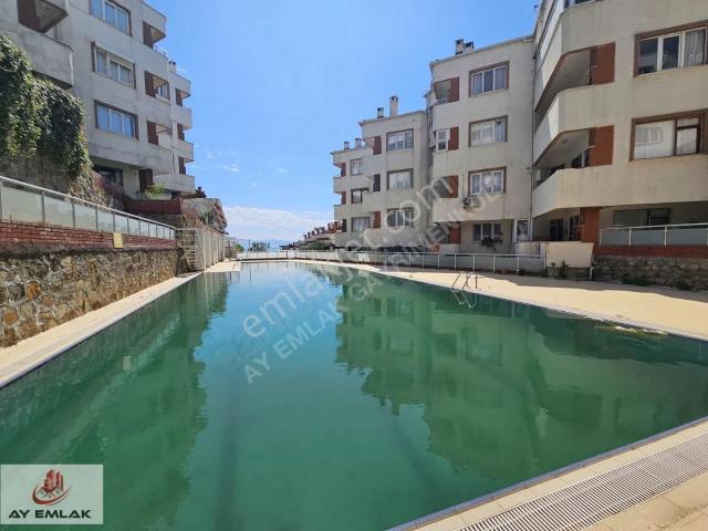 Armutlu, Yalova içerisinde satılık Villa