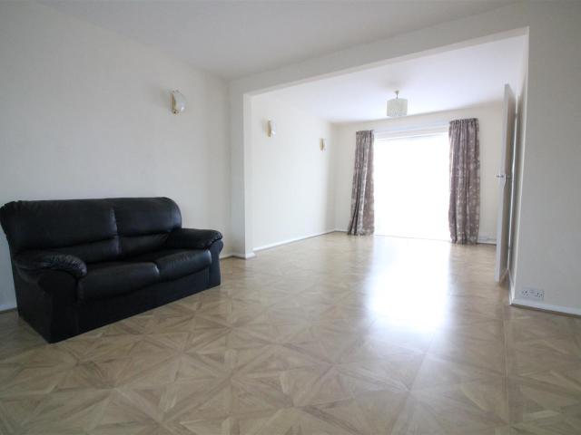 House for rent in London Borough of Hounslow, Greater London
