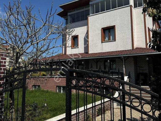 Arnavutköy, İstanbul içerisinde kiralık Villa