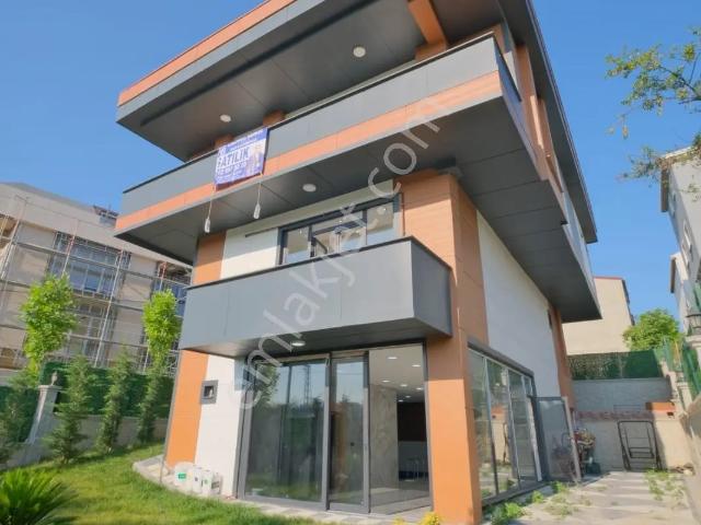 Arnavutköy, İstanbul içerisinde satılık Villa