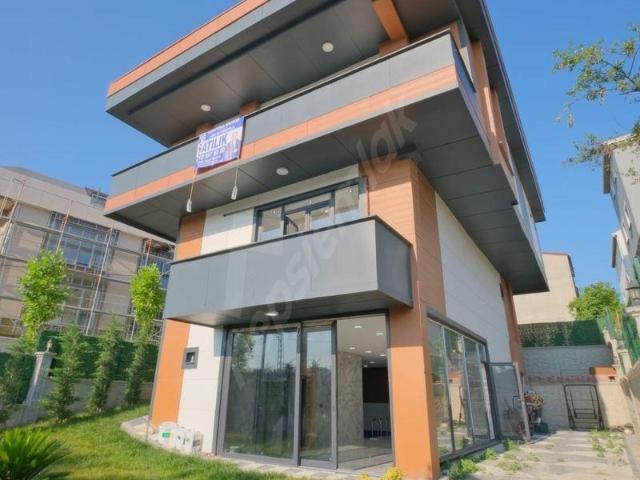 Arnavutköy, İstanbul içerisinde satılık Villa