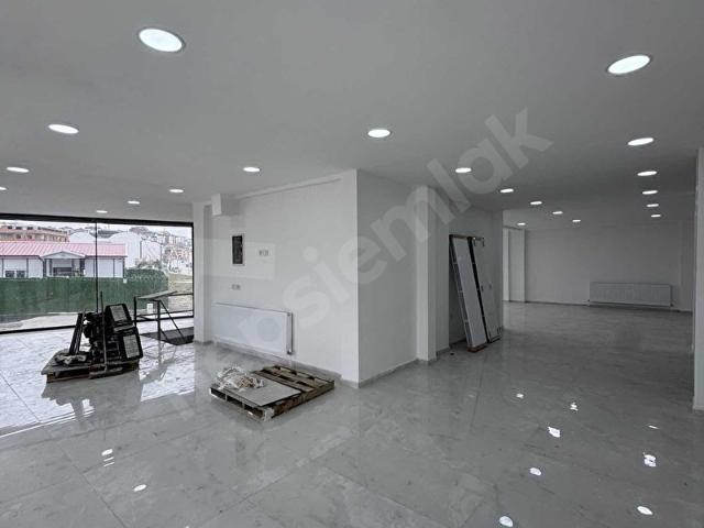 Arnavutköy, İstanbul içerisinde satılık Dükkan