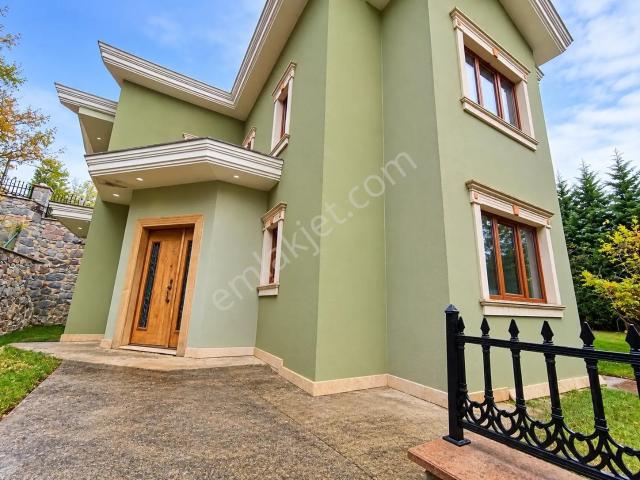 Mareşal Fevzi Çakmak Mahallesi, Arnavutköy içerisinde satılık Villa