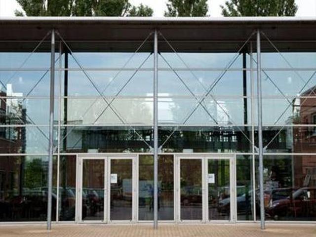 Bedrijfspand te huur in Presikhaaf-Oost, Arnhem