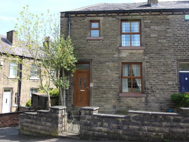 House for rent in Cowcliffe, Huddersfield