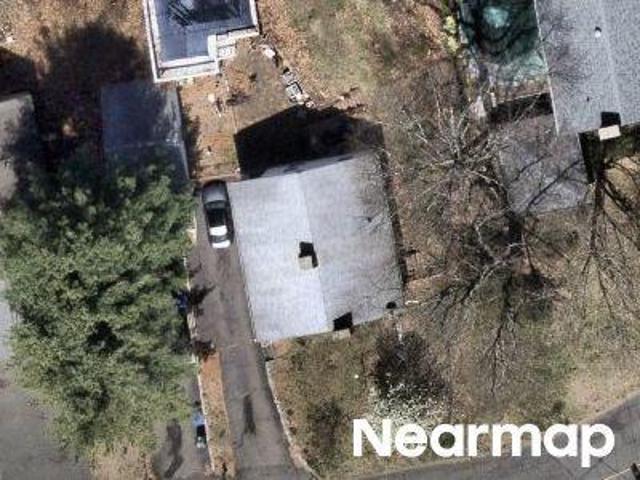 House for sale in East Hartford