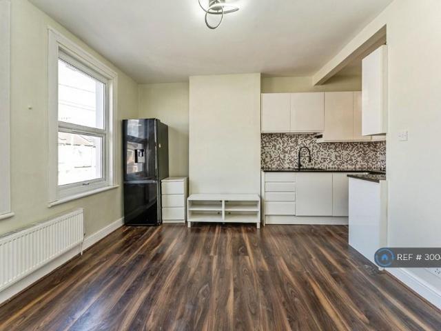 Apartment for rent in Tottenham Hale, Greater London