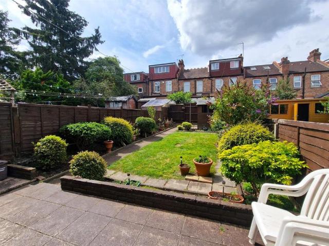 House for rent in Brunswick Park, Greater London