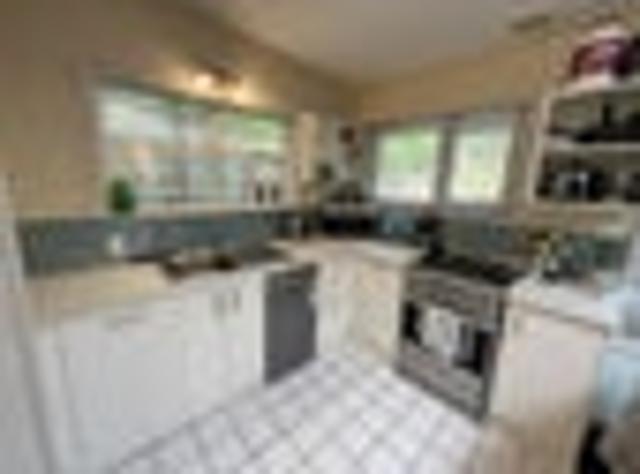 Apartment for rent in Matata, Wellington