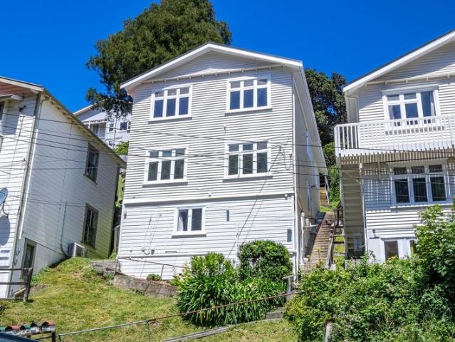 Apartment for rent in Mitchelltown, Wellington