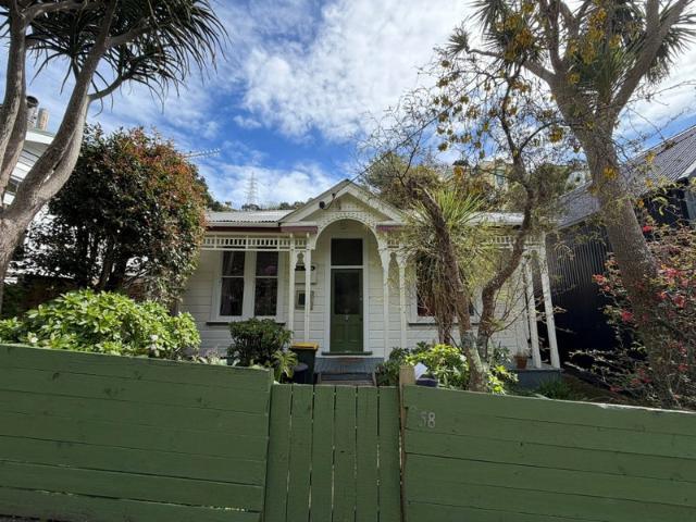 House for rent in Mitchelltown, Wellington
