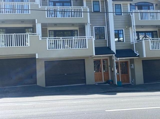 Apartment for rent in Mitchelltown, Wellington