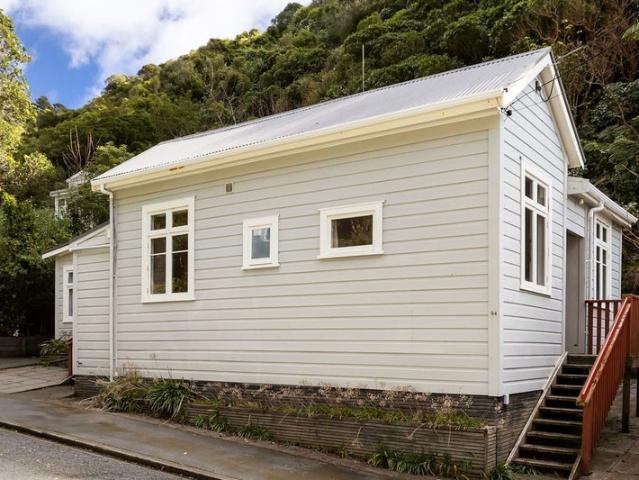House for rent in Mitchelltown, Wellington
