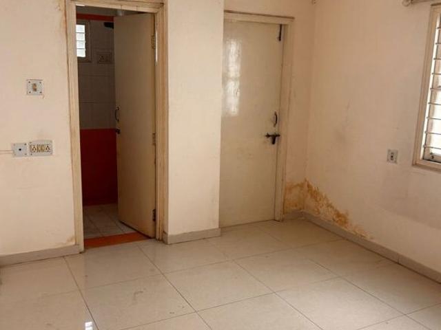Flat for rent in Ahmadabad, Gujarat