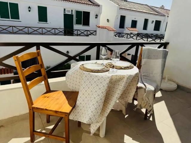 Apartamento en alquiler en Costa del Silencio, Arona