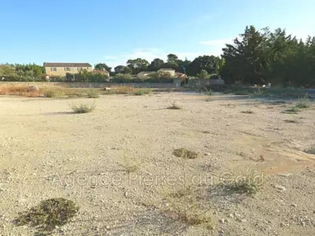 Terrain vente à Nîmes, Arpaillargues-et-aureillac