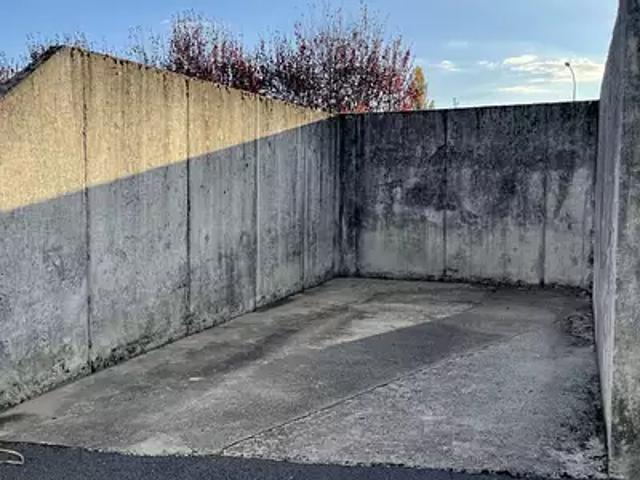 Garage location à Aurillac, Arpajon-sur-cère