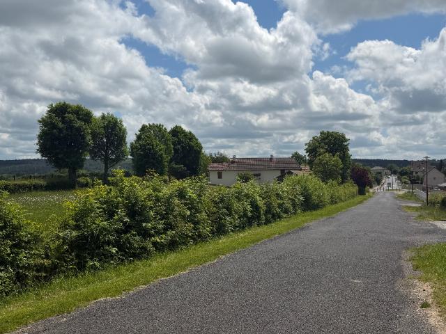 Terrain vente à Arpajon-sur-Cère, Cantal