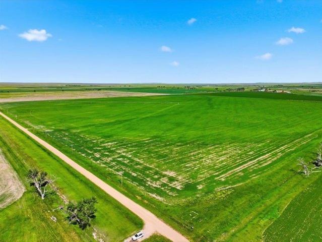 Farm for sale in Nisland, South Dakota