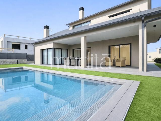 Chalet en venta en Can Cortès i la Pedra Llarga, Vallès Occidental