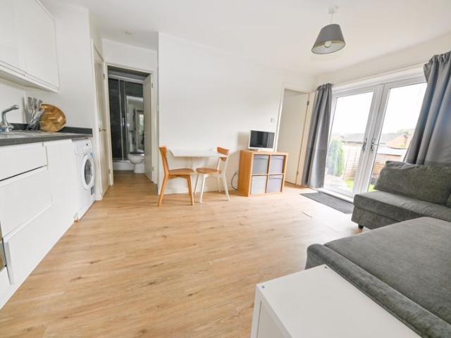 Apartment for rent in Spring Vale, Hampshire