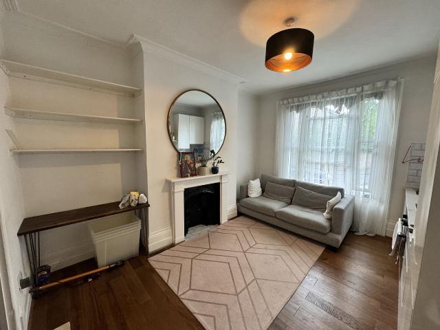 Studio for rent in St Margarets, Greater London
