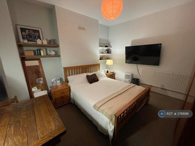 House for rent in Plasnewydd, Falcon Lodge
