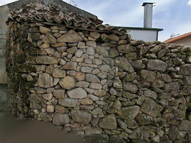 Armazém venda em Coutos de Viseu, Viseu